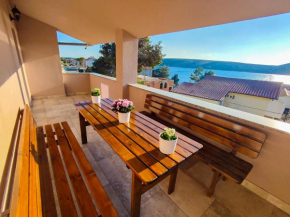 Apartments Amfora - a brand new apartments for up to 15 people, 100m from the sea and beach